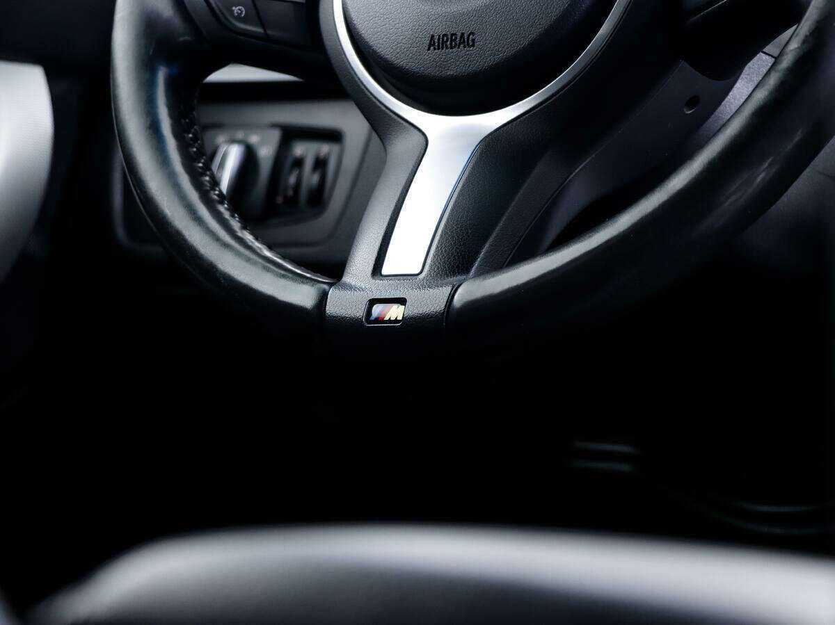 BMW 3 серии 320i xDrive, 2018 Фото №14