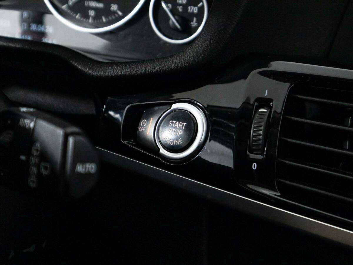 BMW X3 20i xDrive, 2014 Фото №17