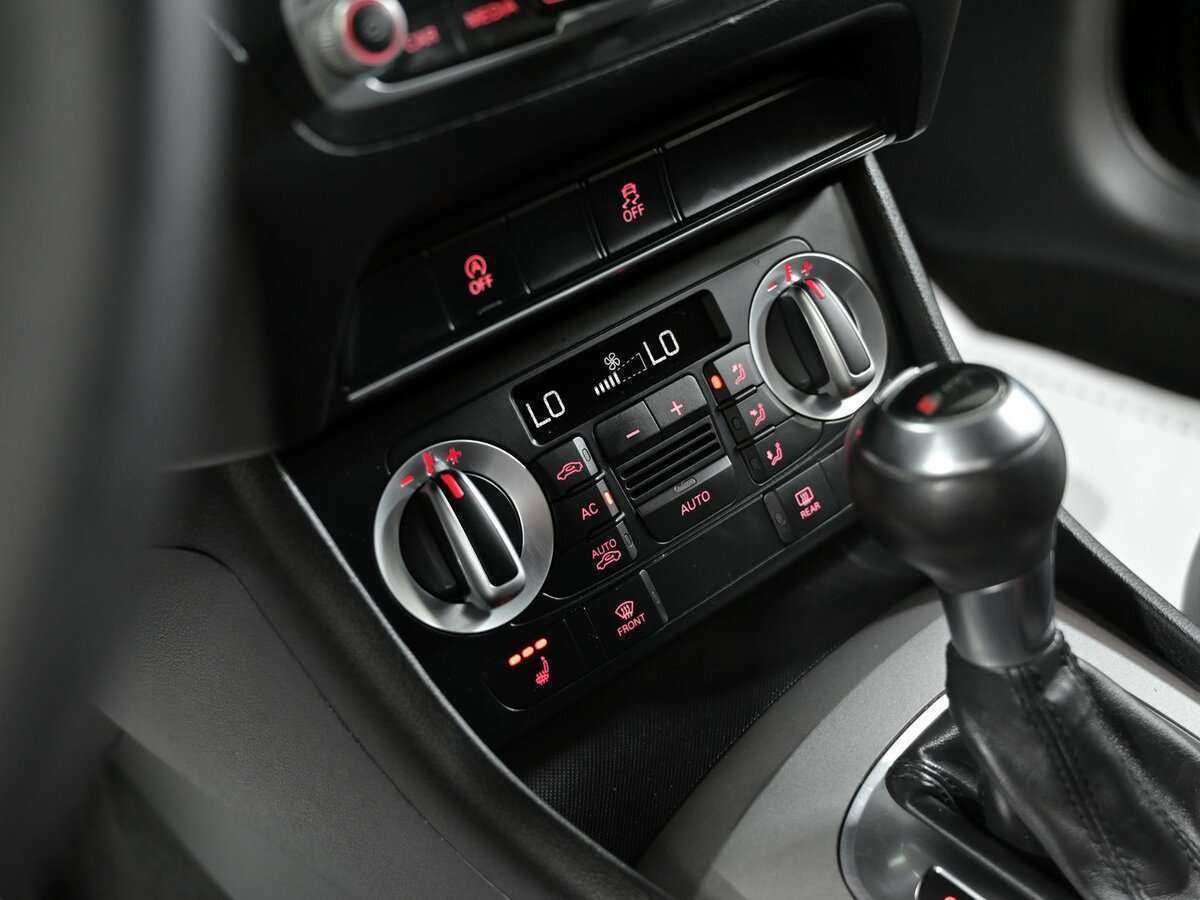 Audi Q3, 2012 Фото №14