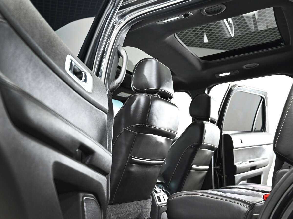 Ford Explorer Sport, 2015 Фото №6