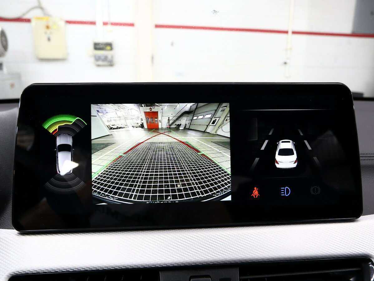 BMW X2 sDrive18i, 2019 Фото №19