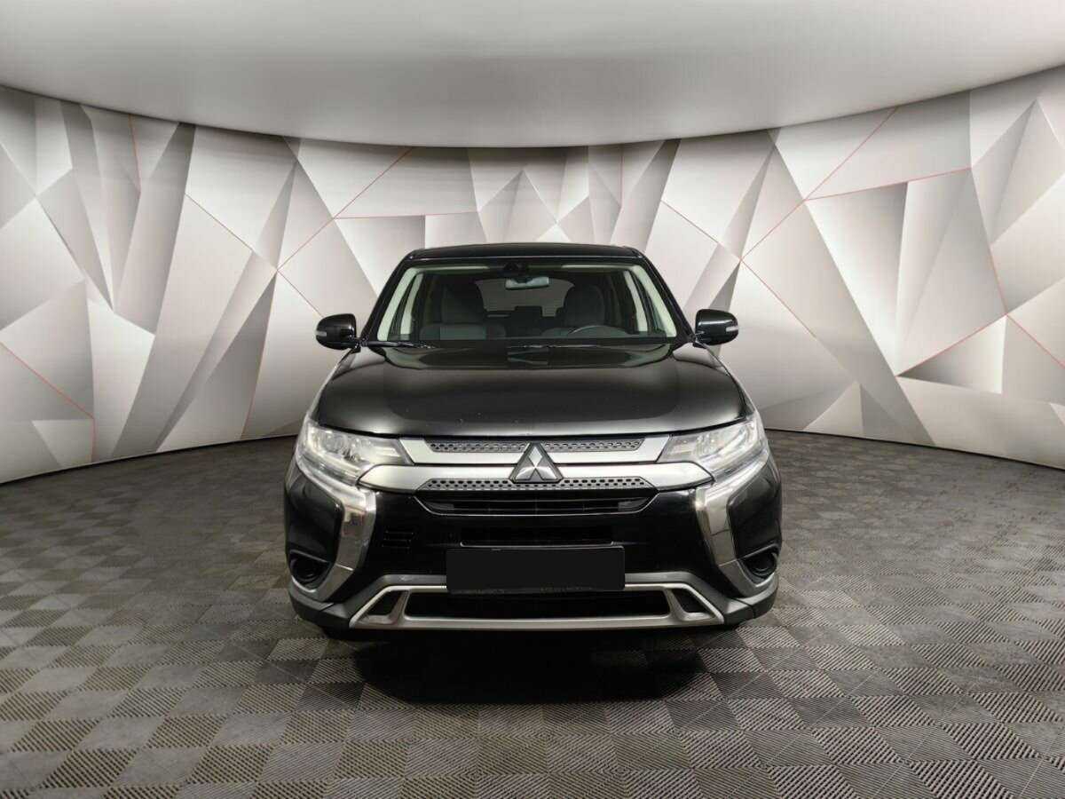 Mitsubishi Outlander, 2018 - 117 219 км. | Фото №7