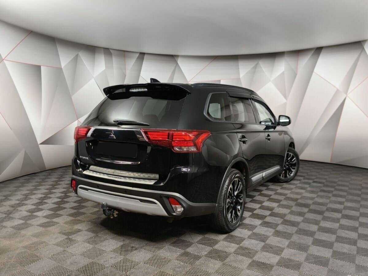 Mitsubishi Outlander, 2022 - 51 991 км. | Фото №2