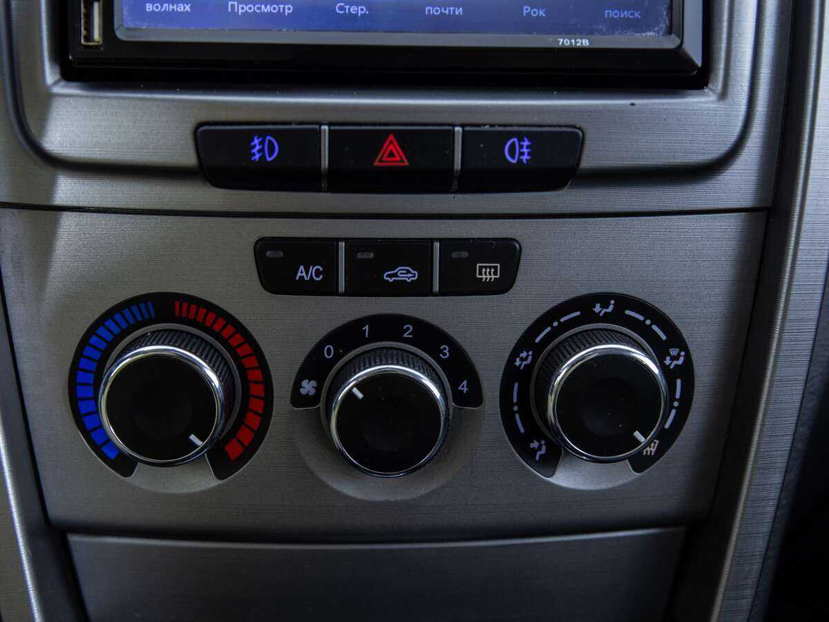 CHERY Tiggo (T11), 2013 Фото №17