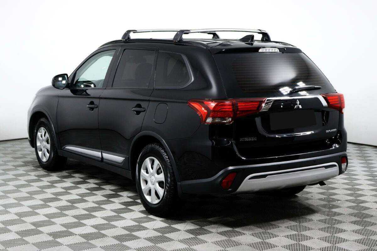 Mitsubishi Outlander, 2018 - 101 000 км. | Фото №7