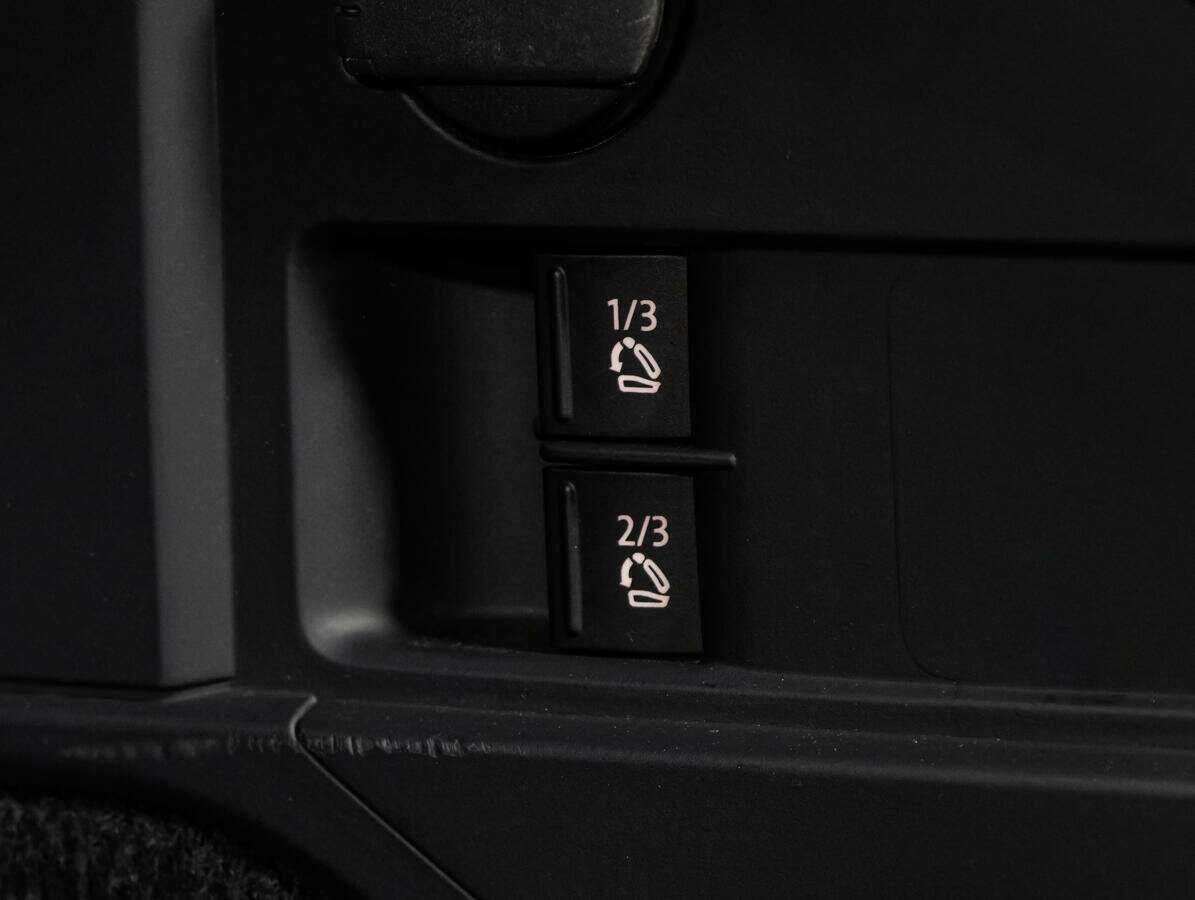 Volkswagen Touareg, 2012 Фото №19