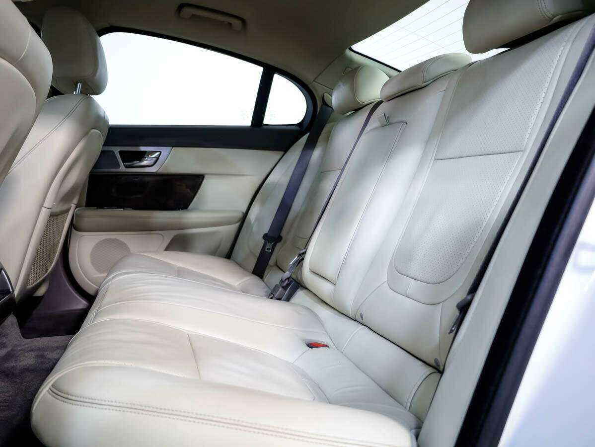 Jaguar XF, 2013 Фото №12
