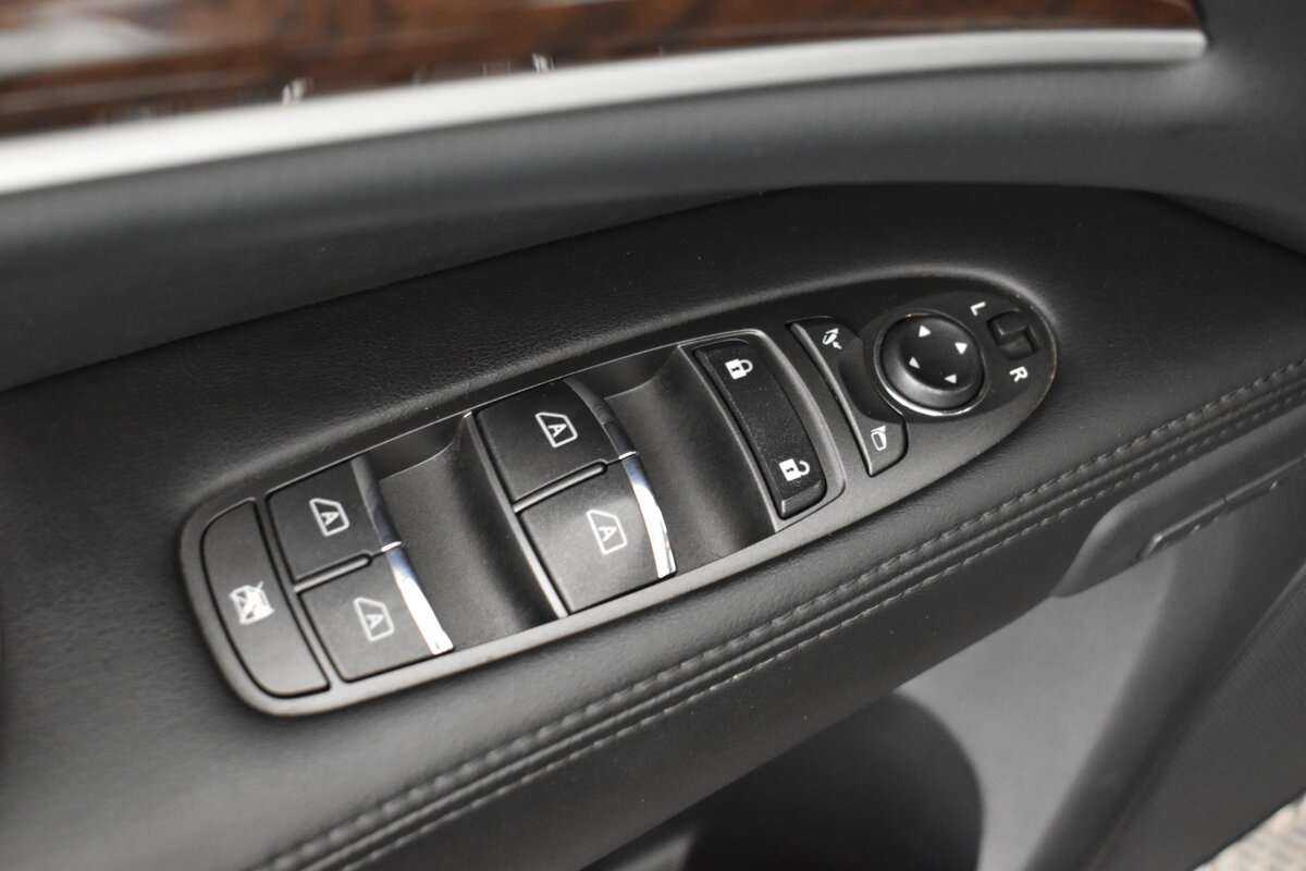 Infiniti QX60, 2015 Фото №9