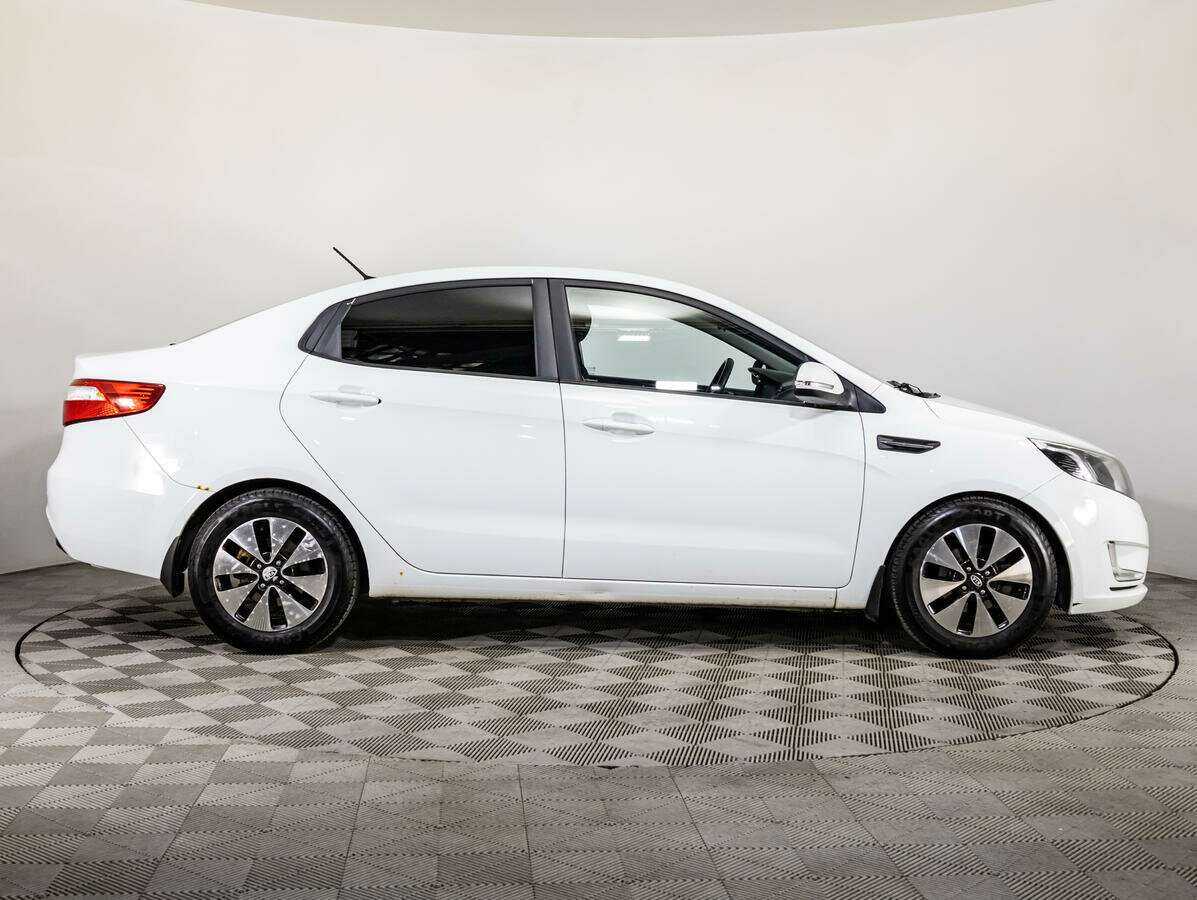 Kia Rio 5-speed, 2012 Фото №4