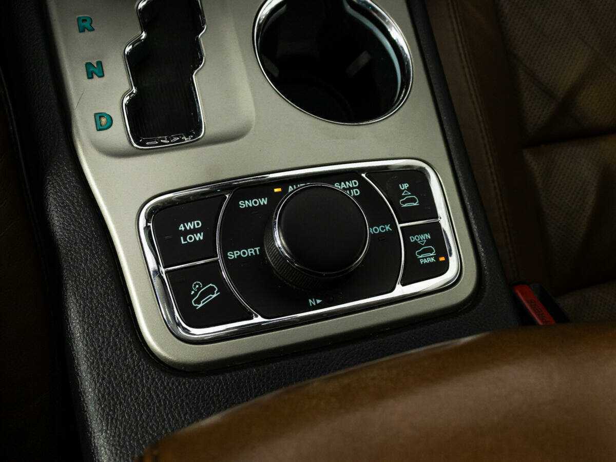 Jeep Grand Cherokee, 2012 Фото №17