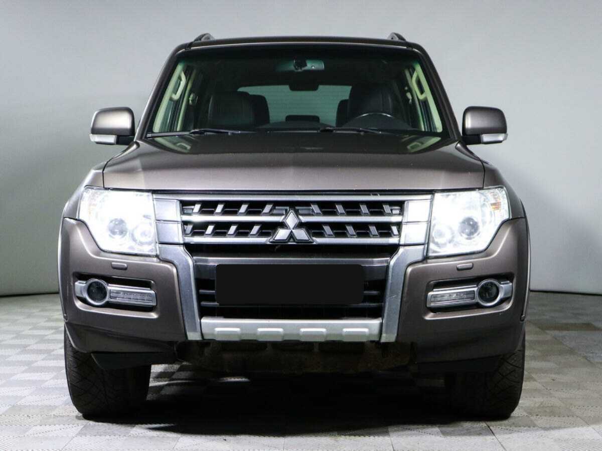 Mitsubishi Pajero, 2014 - 282 056 км. | Фото №2