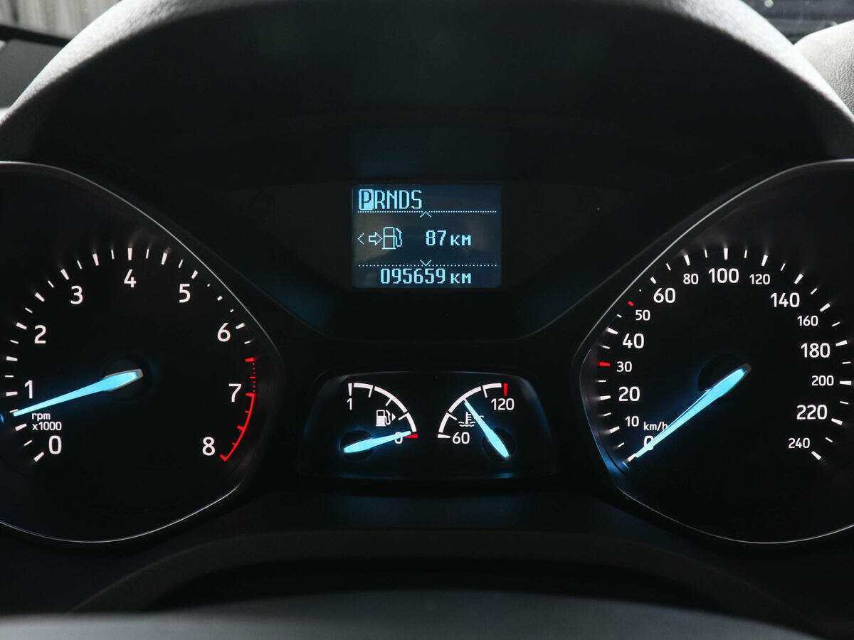 Ford Kuga, 2017 Фото №11