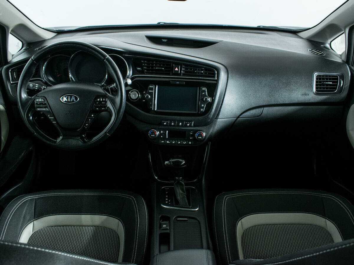 Kia Ceed, 2018 Фото №12