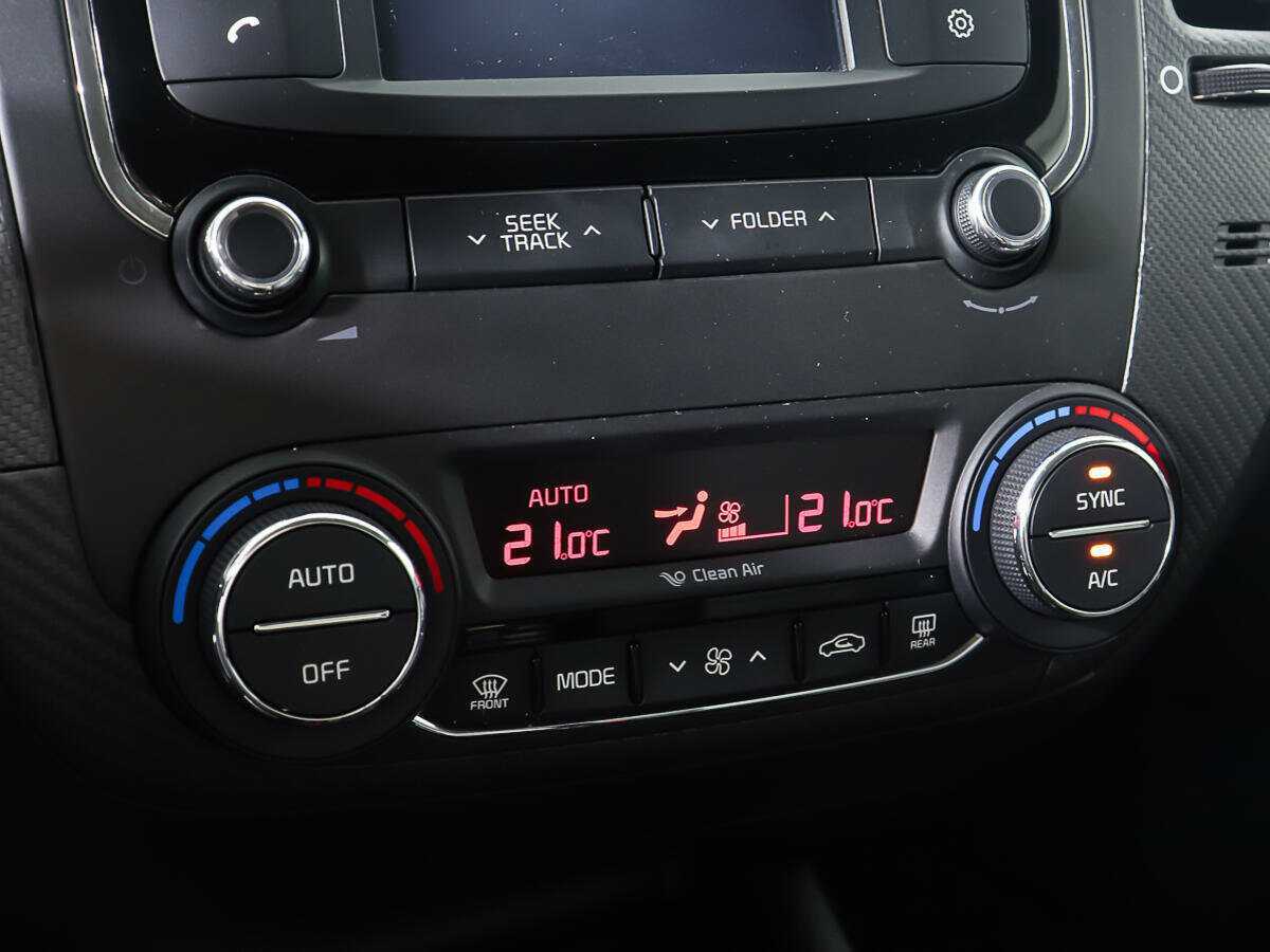 Kia Cerato, 2017 Фото №17