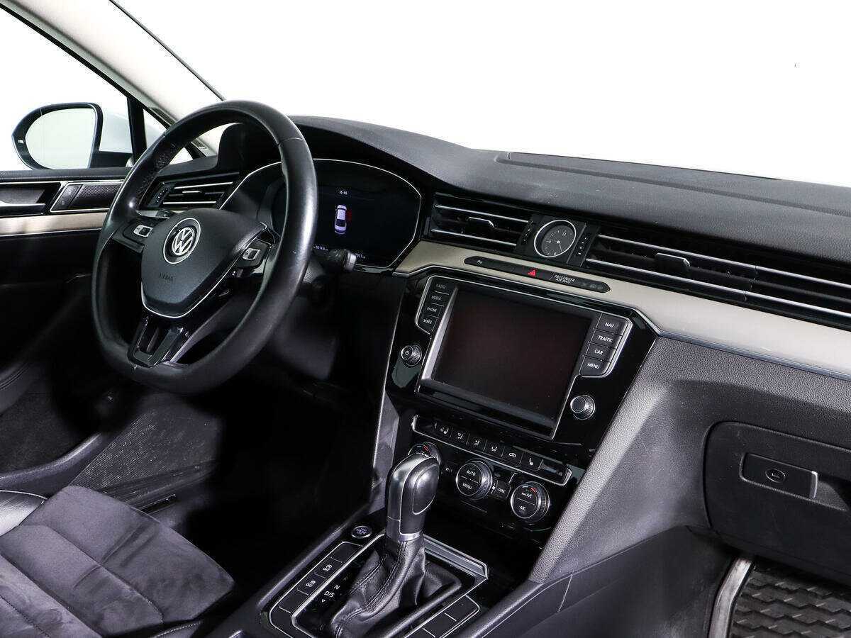 Volkswagen Passat, 2016 - 147 000 км. | Фото №7