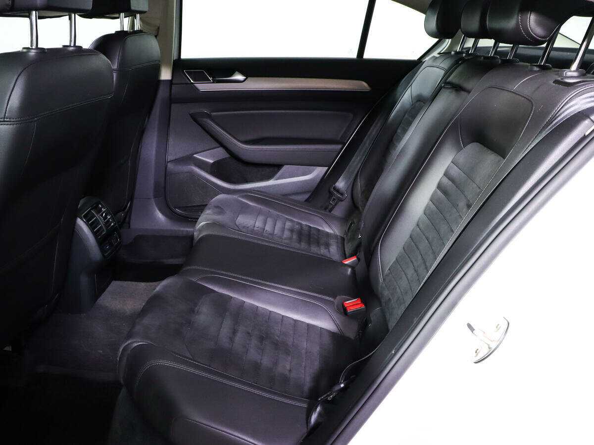 Volkswagen Passat, 2016 - 147 000 км. | Фото №8