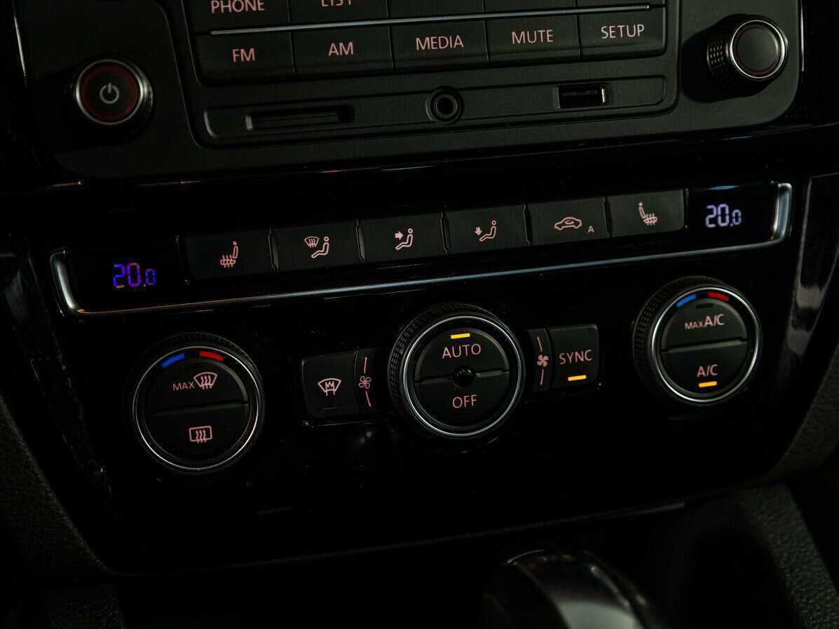 Volkswagen Jetta, 2016 Фото №15