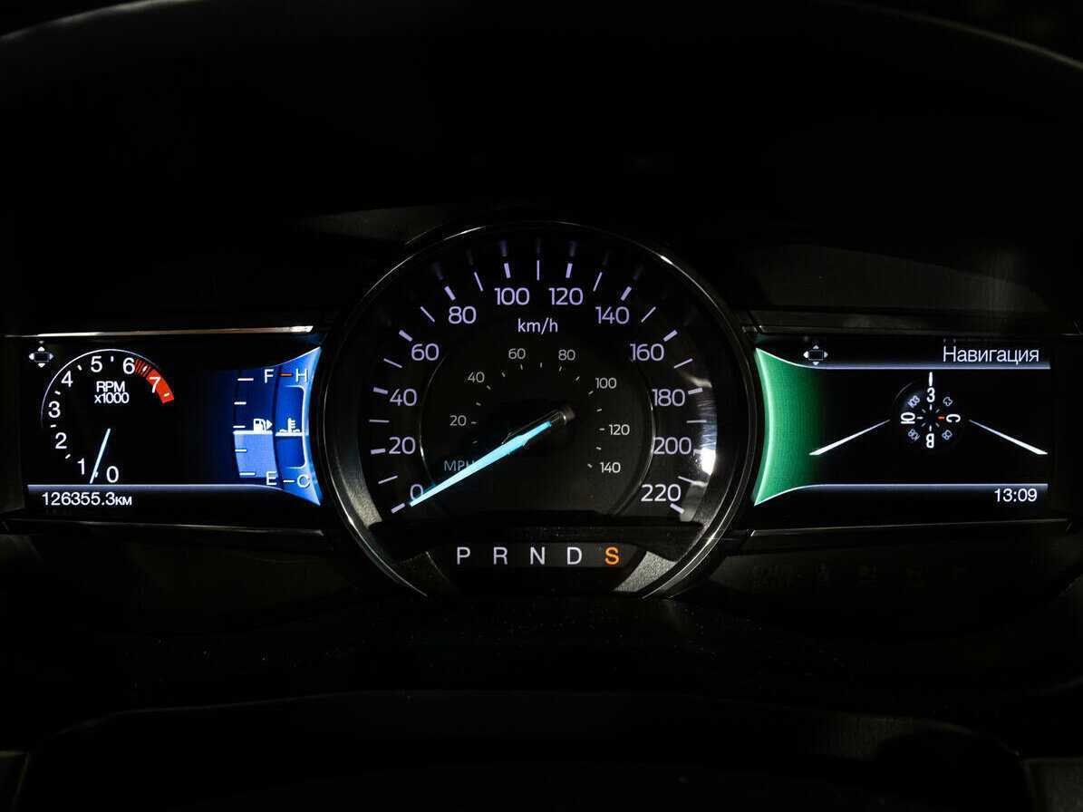 Ford Explorer, 2017 Фото №24