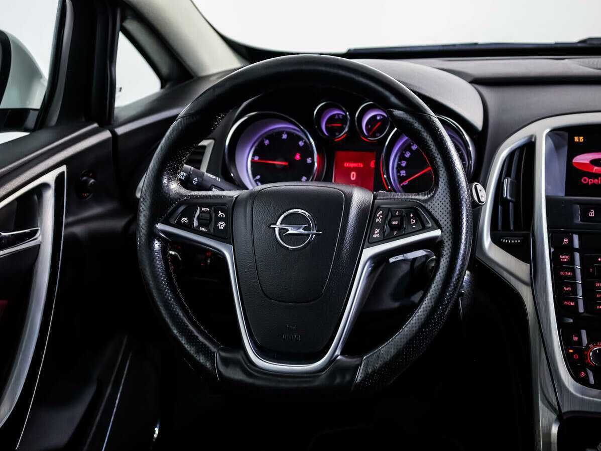 Opel Astra GTC, 2012 Фото №10