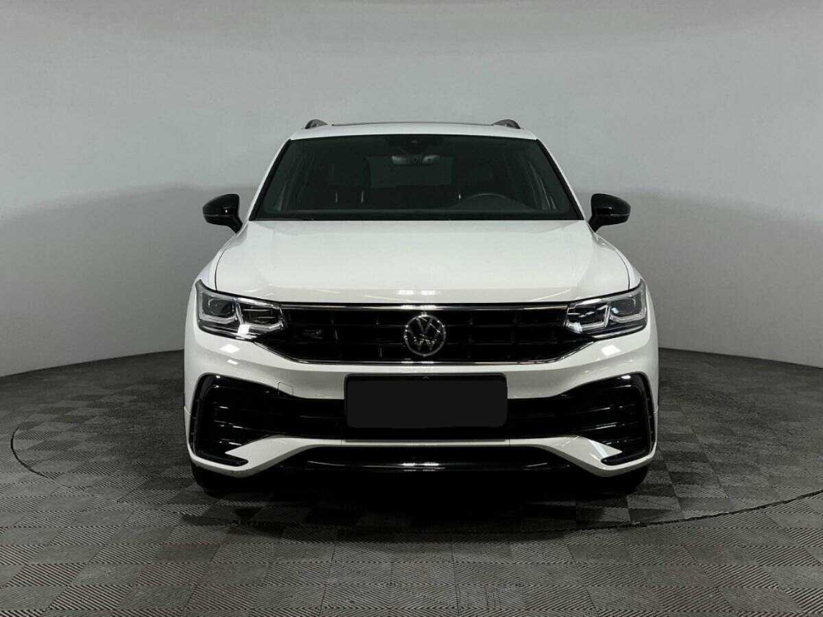 Volkswagen Tiguan, 2021 - 31 000 км. | Фото №2