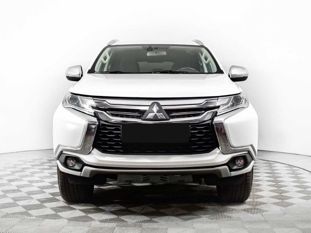 Mitsubishi Pajero Sport, 2017 - 127 467 км. | Фото №2