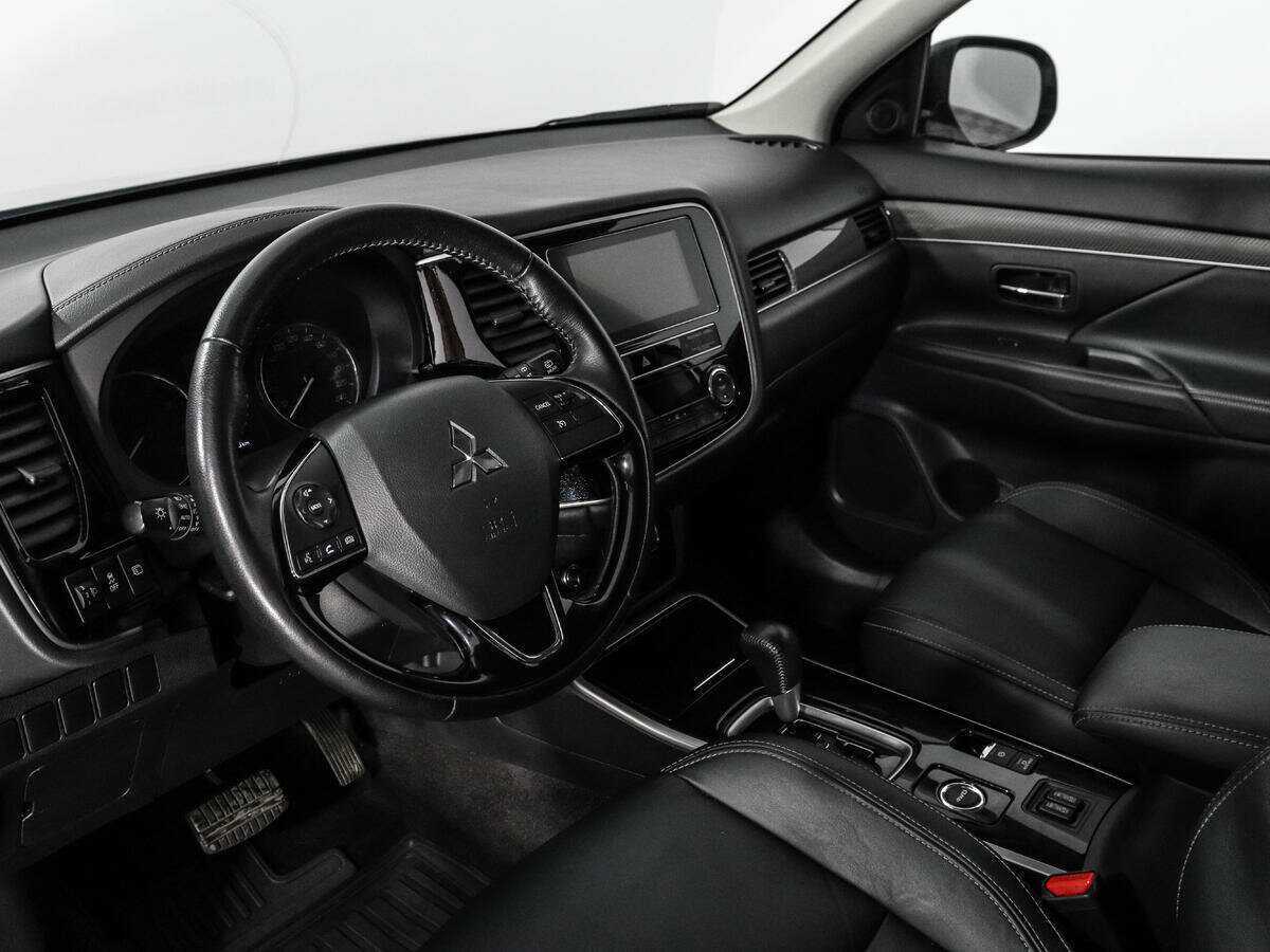 Mitsubishi Outlander, 2019 - 71 230 км. | Фото №7