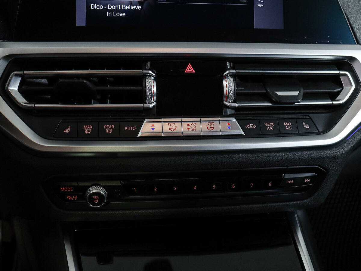 BMW 3 серии 318i, 2020 Фото №20