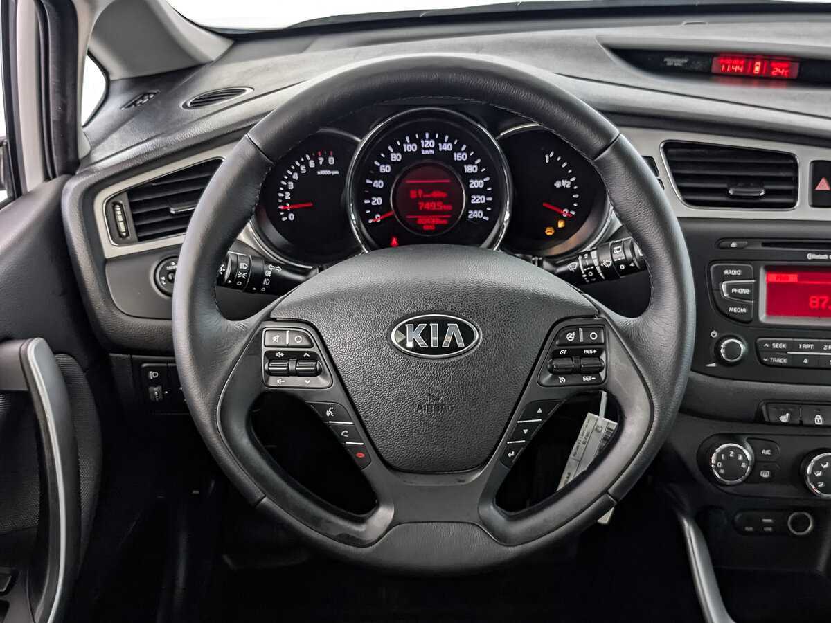 Kia Ceed, 2015 Фото №18