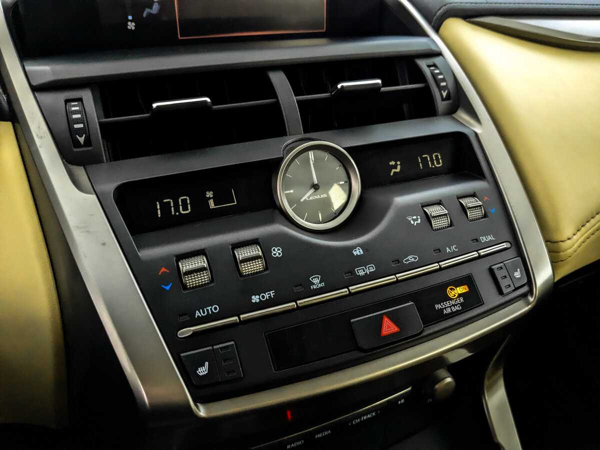 Lexus NX 200, 2018 Фото №21