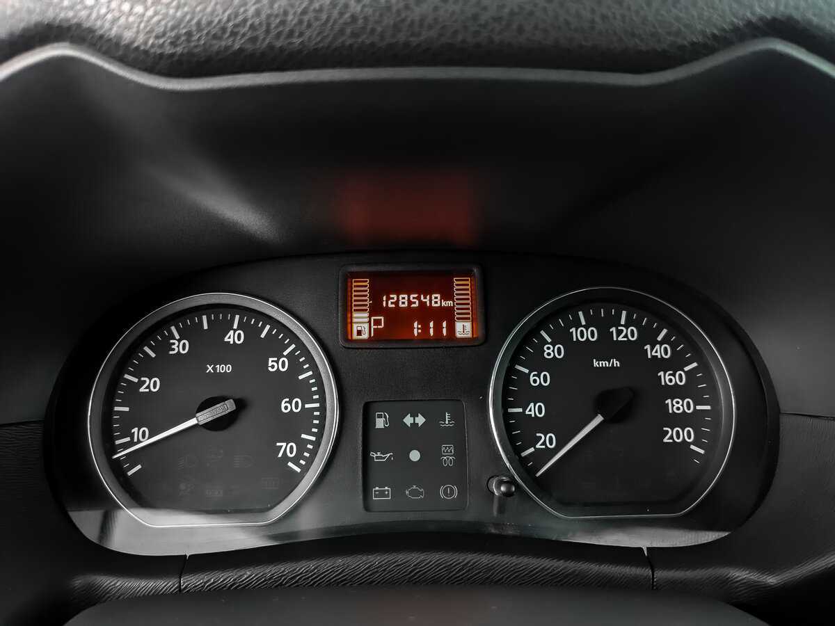 Nissan Terrano, 2015 Фото №12