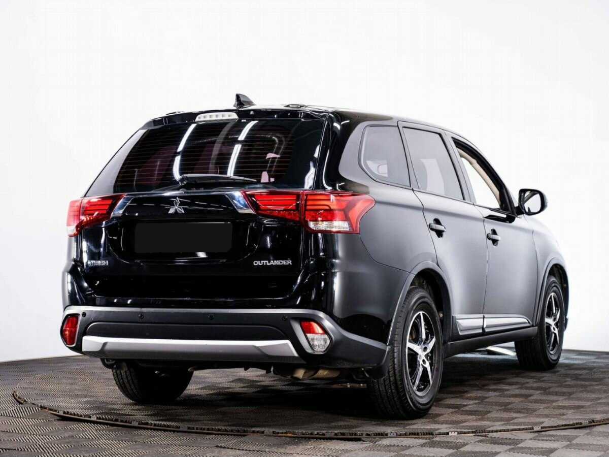 Mitsubishi Outlander, 2018 - 75 000 км. | Фото №6
