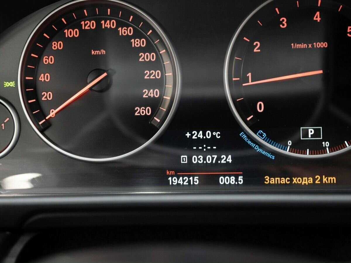 BMW 5 серии 528i xDrive, 2012 Фото №16