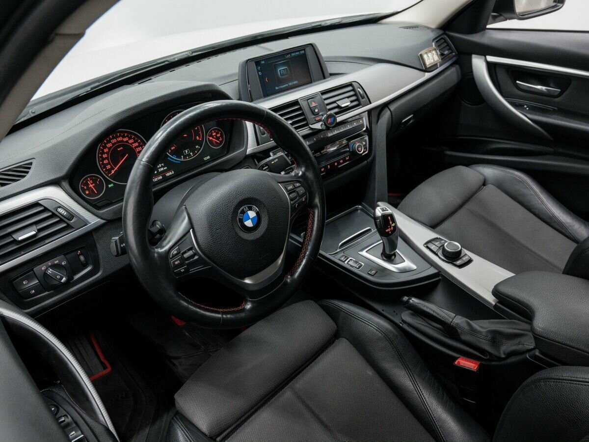 BMW 3 серии 320d xDrive, 2017 Фото №13