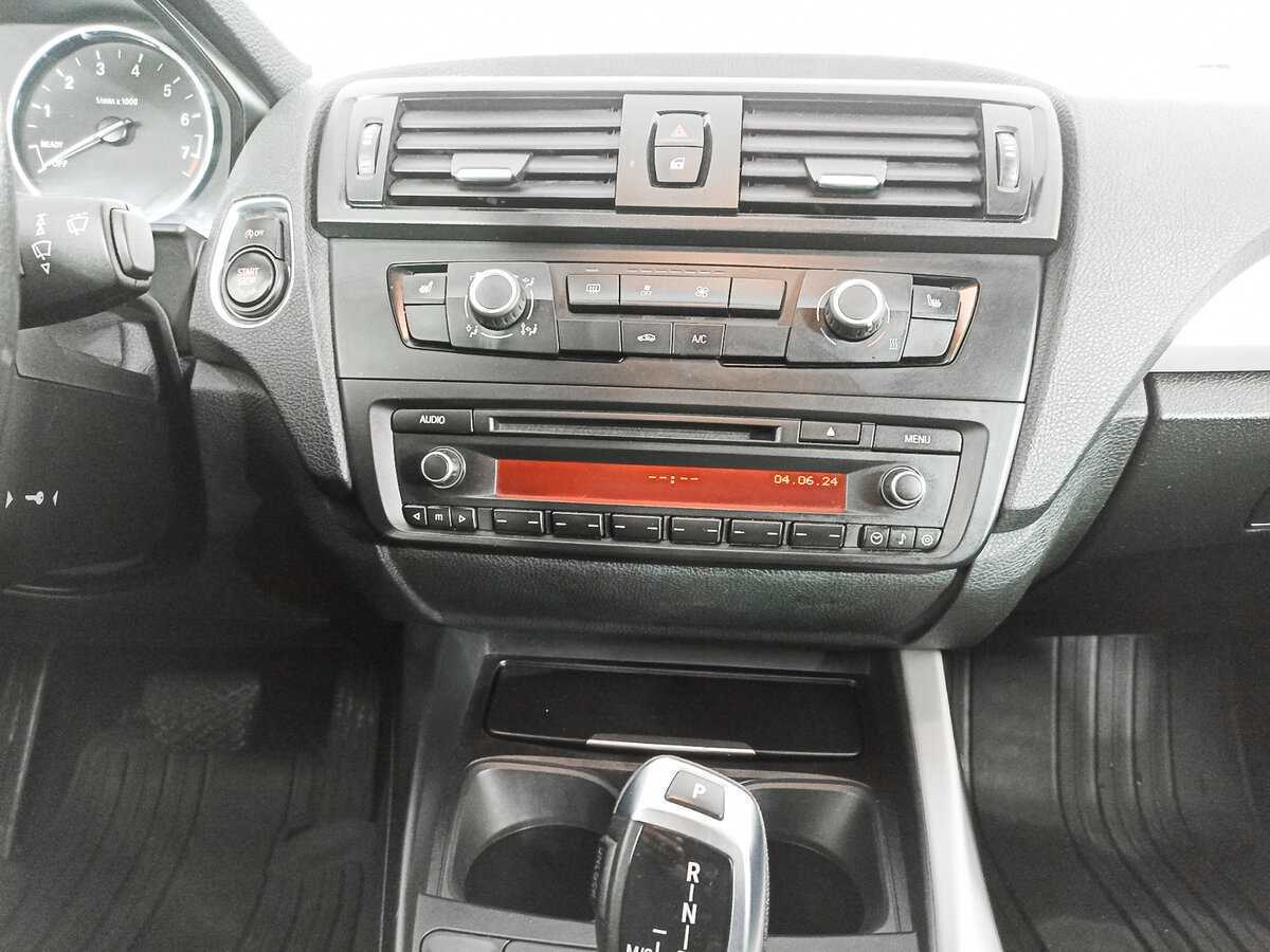 BMW 1 серии 116i, 2013 Фото №13