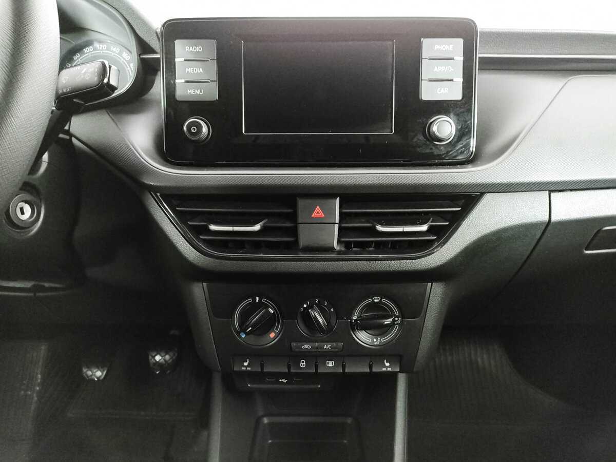 Skoda Rapid, 2020 Фото №13