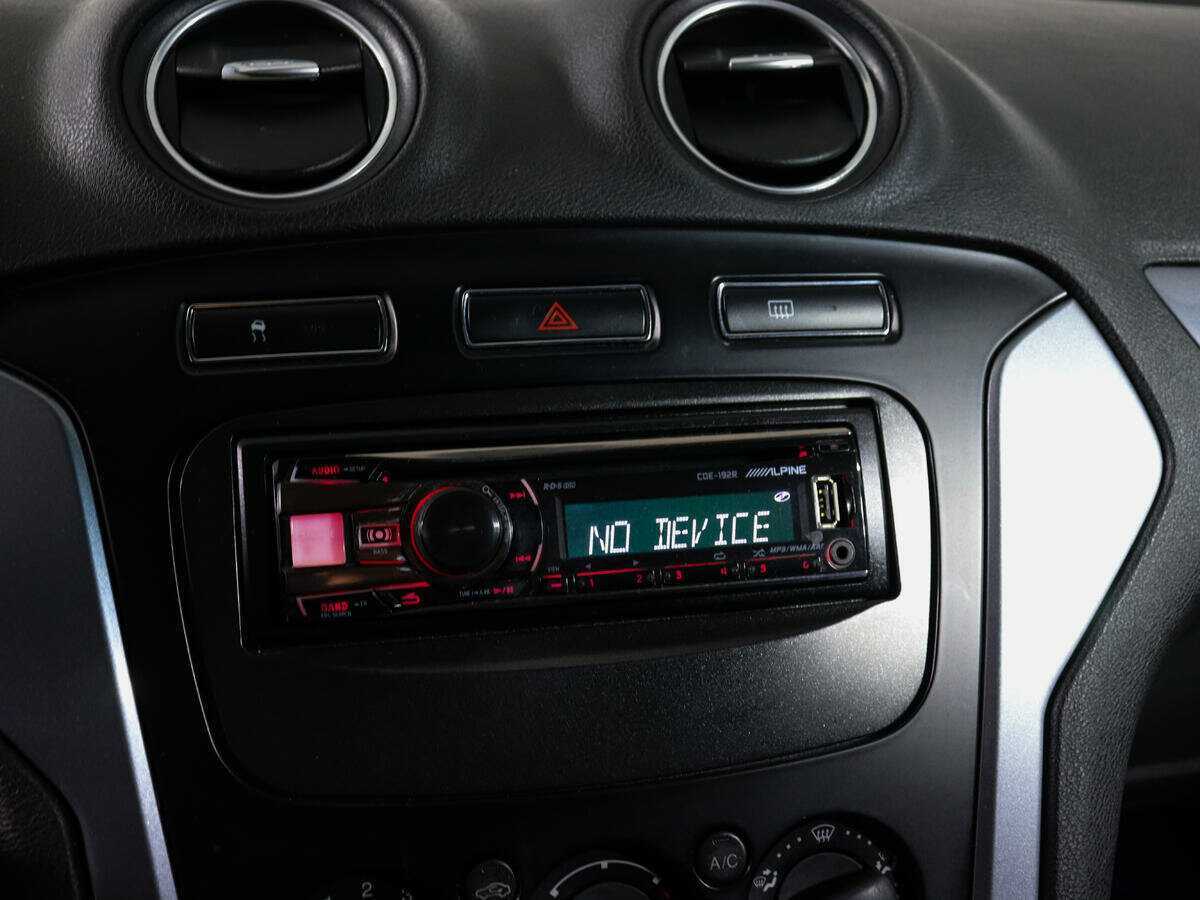 Ford Mondeo, 2012 Фото №17