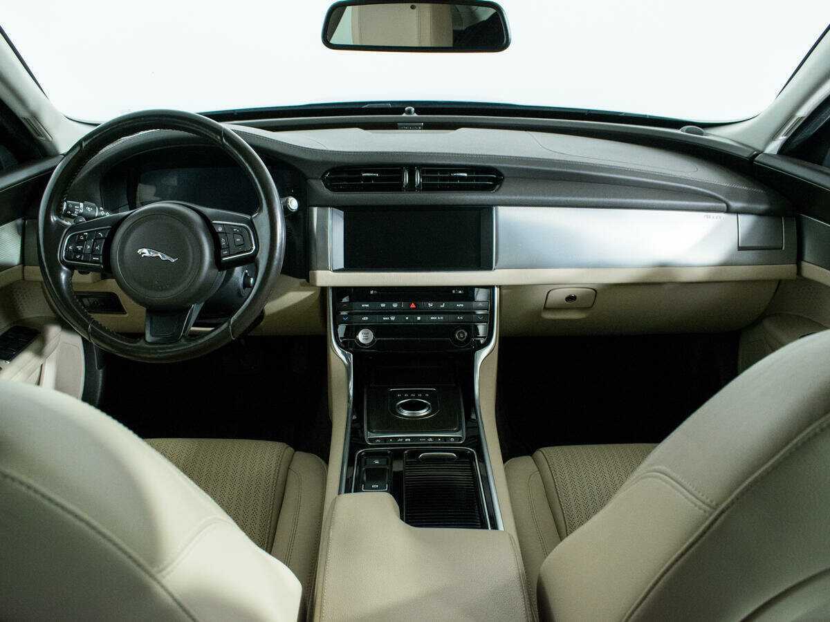 Jaguar XF, 2016 Фото №12