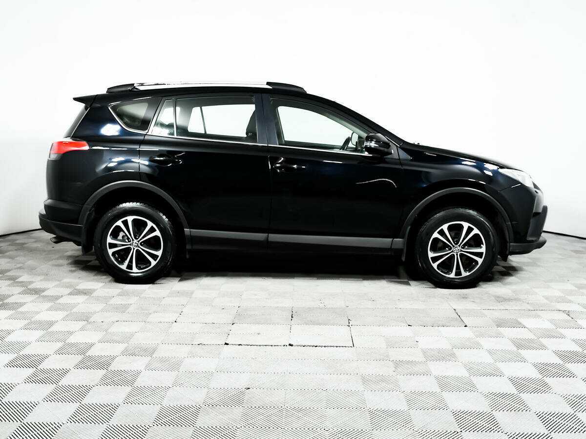 Toyota RAV4, 2018 - 66 636 км. | Фото №4