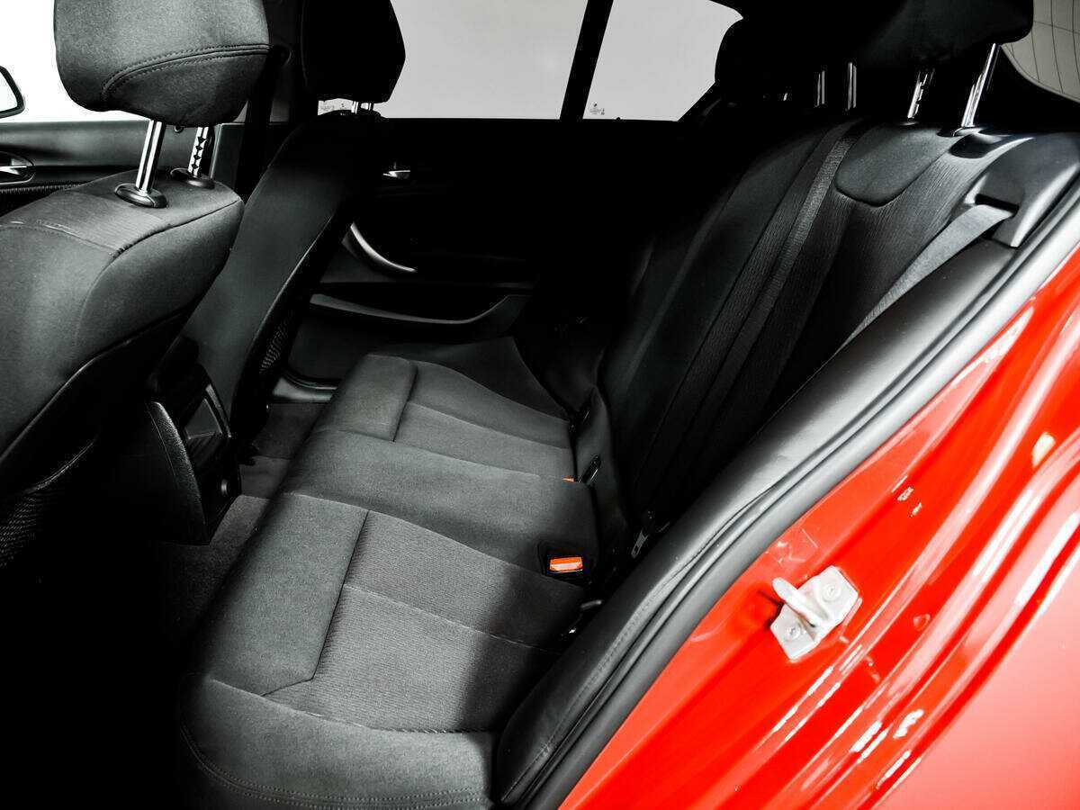 BMW 1 серии 118i, 2016 Фото №12