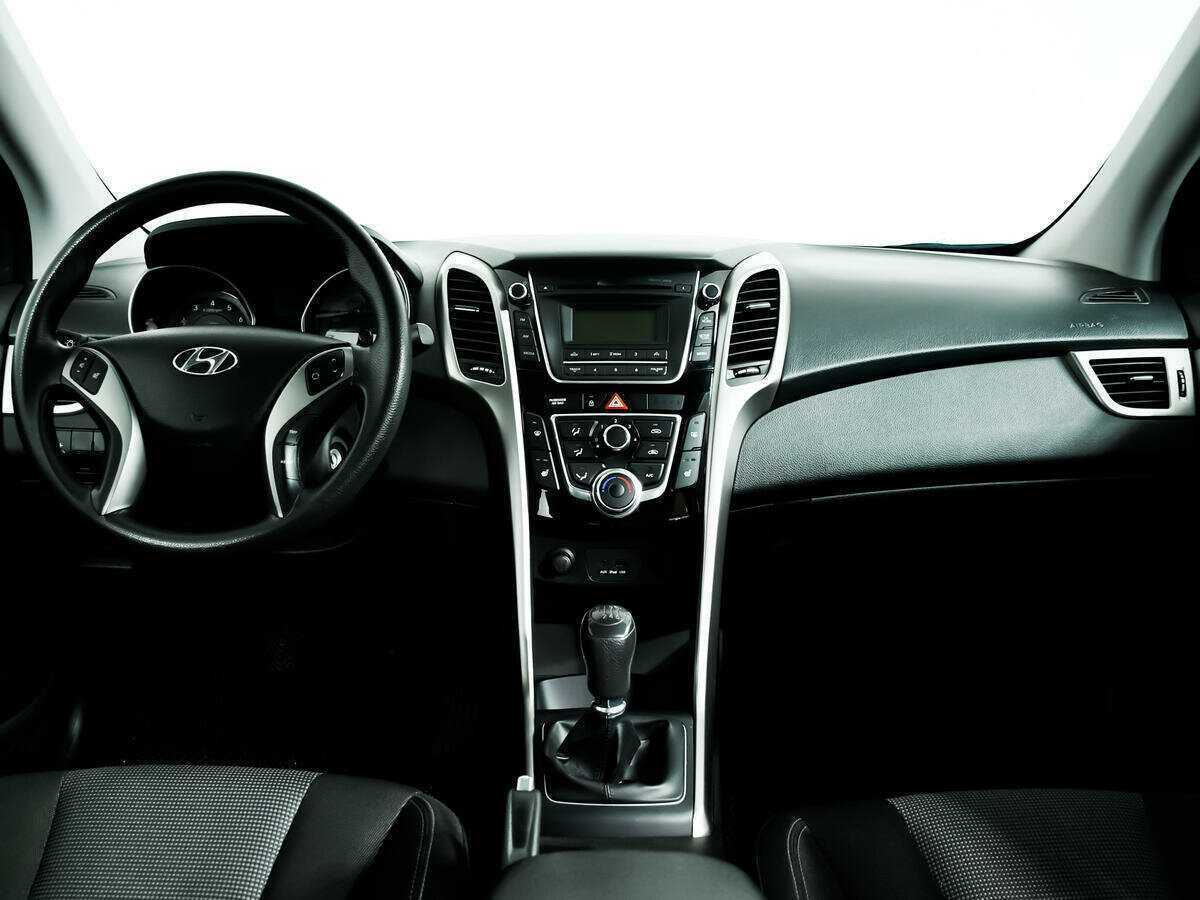 Hyundai i30, 2014 Фото №11