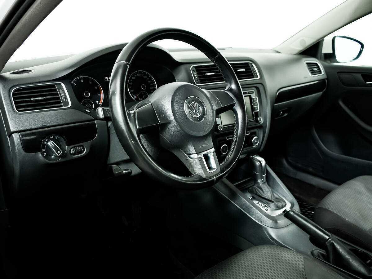 Volkswagen Jetta, 2012 Фото №13
