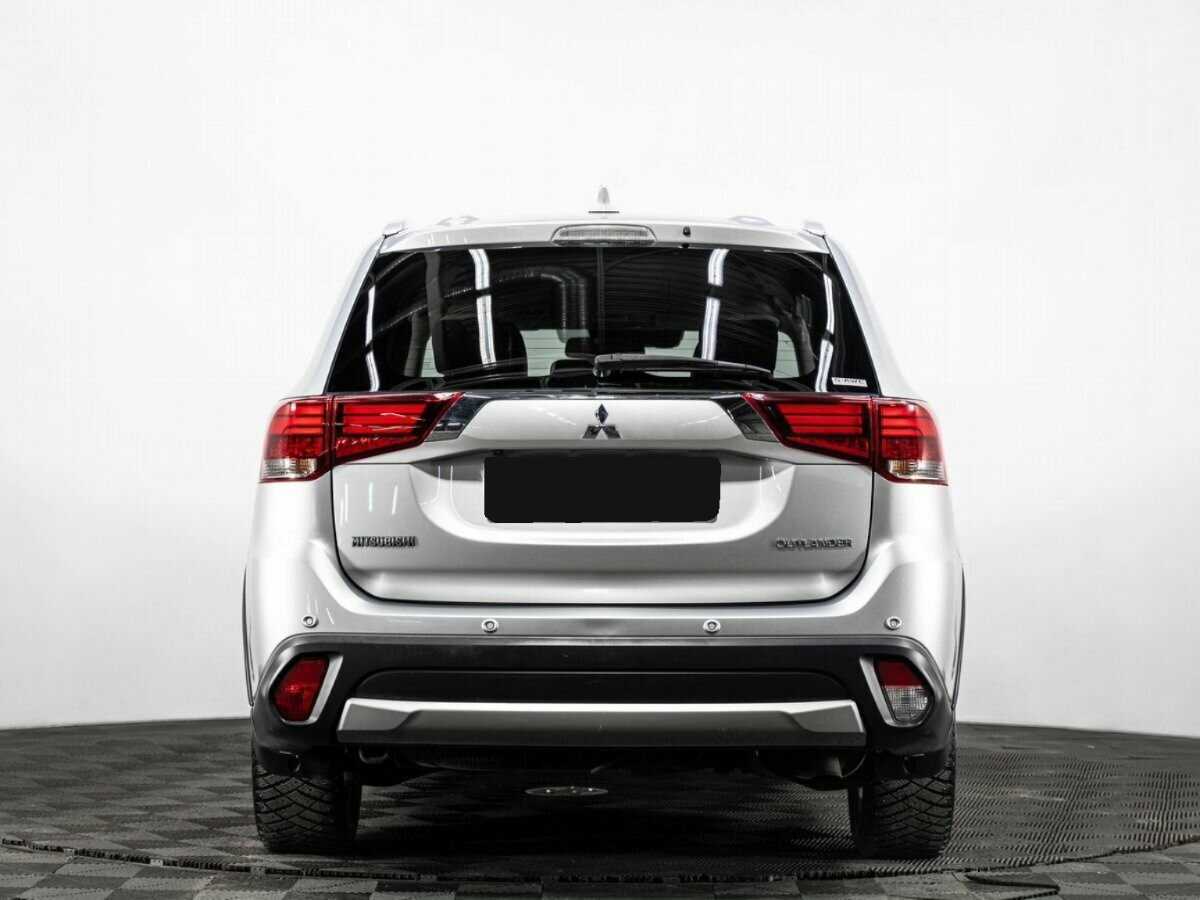 Mitsubishi Outlander, 2018 - 70 020 км. | Фото №5