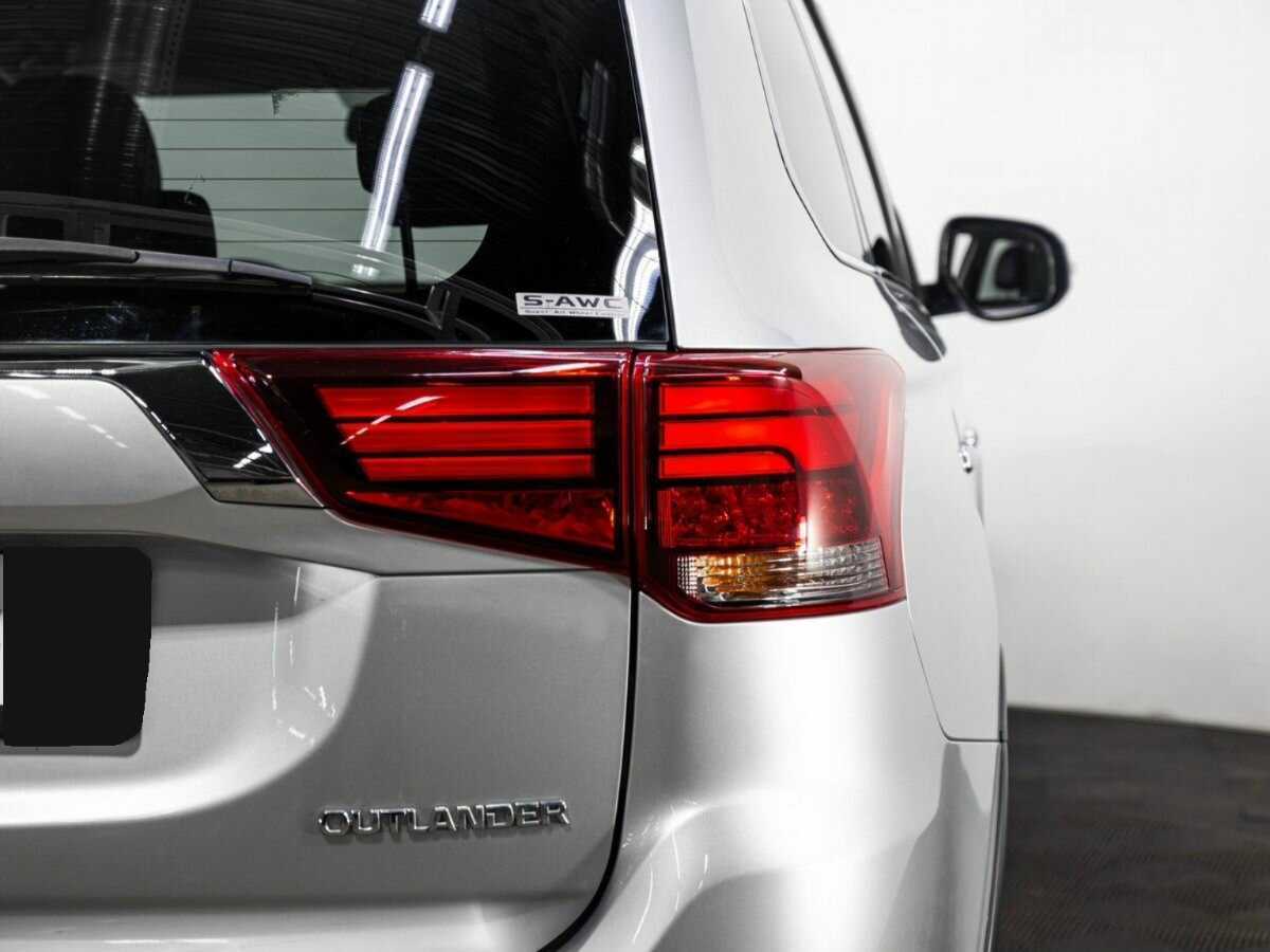 Mitsubishi Outlander, 2018 - 70 020 км. | Фото №7