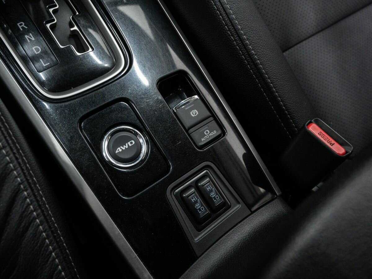 Mitsubishi Outlander, 2017 Фото №18