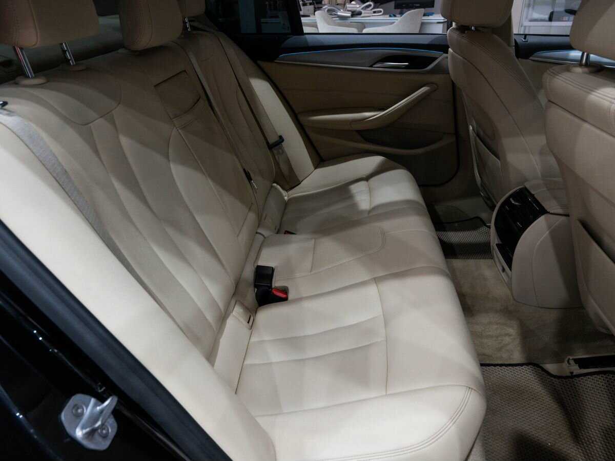 BMW 5 серии 520d, 2017 Фото №9