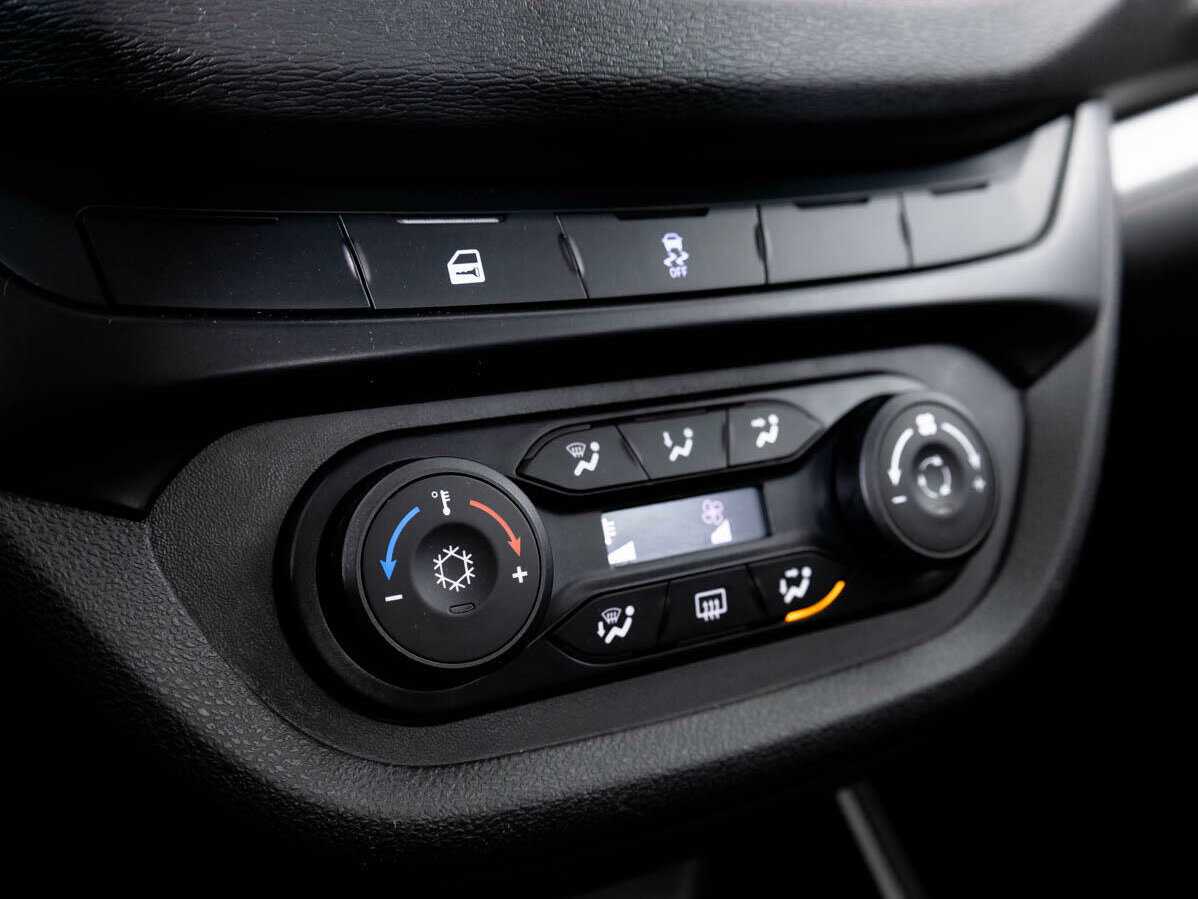 Lada (ВАЗ) Vesta, 2022 Фото №13