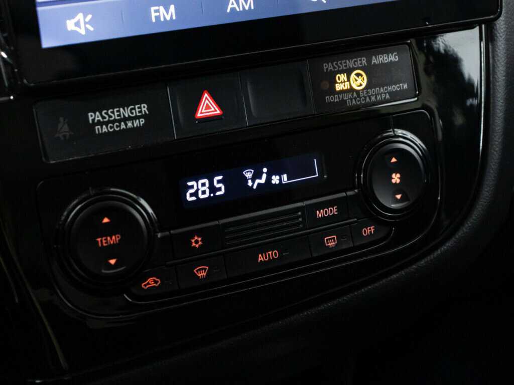 Mitsubishi Outlander, 2017 Фото №16