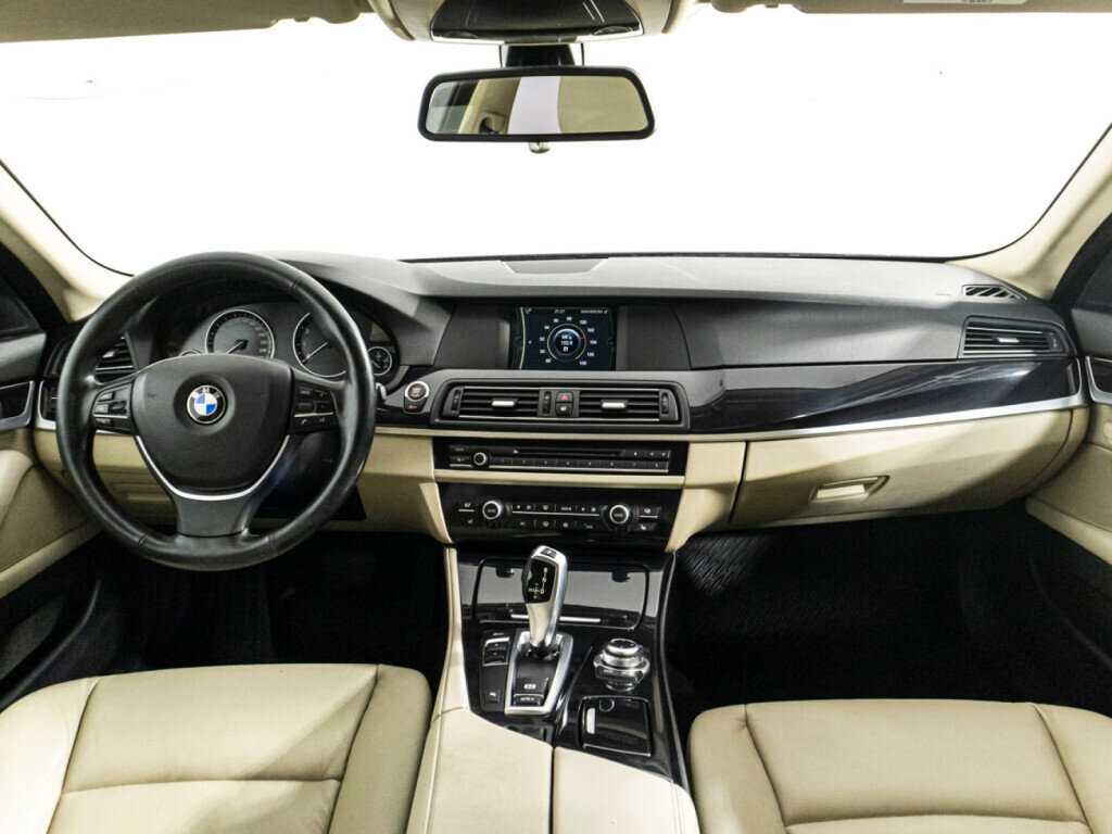 BMW 5 серии 528i, 2012 Фото №13