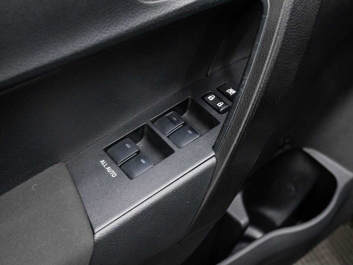 Toyota Corolla, 2015 Фото №16