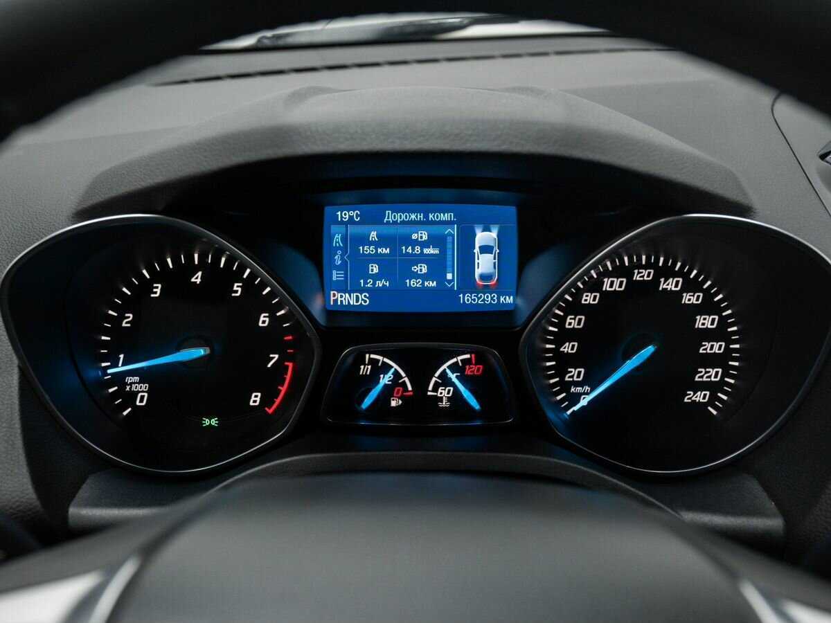 Ford Kuga, 2015 Фото №18